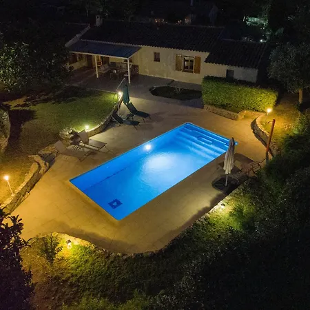 Mon Gineste Villa *